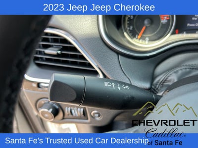 2023 Jeep Cherokee Altitude Lux