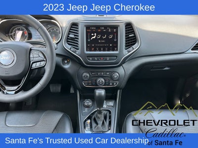 2023 Jeep Cherokee Altitude Lux