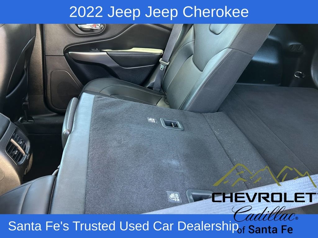 2022 Jeep Cherokee Latitude Lux