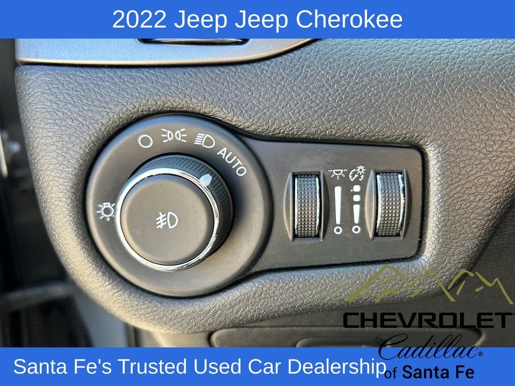 2022 Jeep Cherokee Latitude Lux