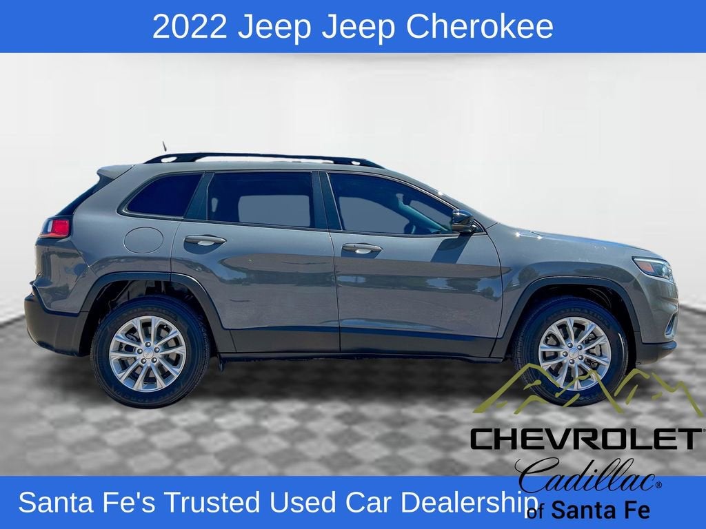 2022 Jeep Cherokee Latitude Lux