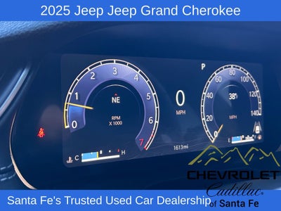 2025 Jeep Grand Cherokee Laredo