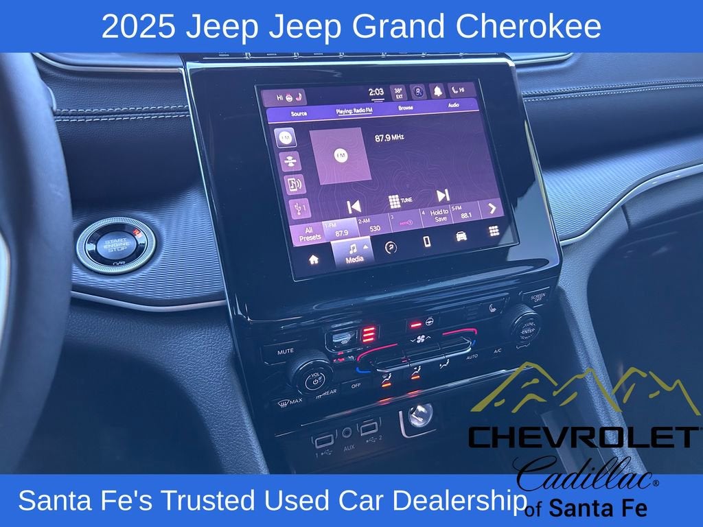 2025 Jeep Grand Cherokee Laredo