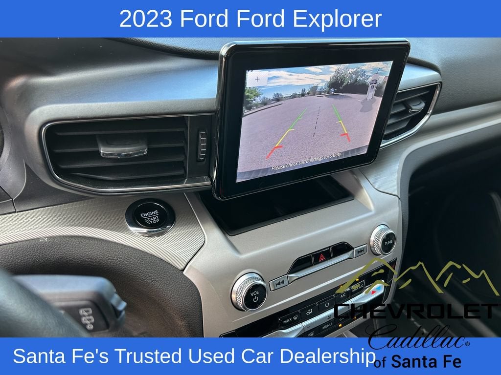 2023 Ford Explorer XLT