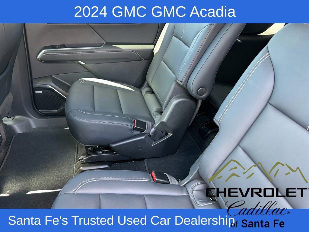 2024 GMC Acadia Elevation