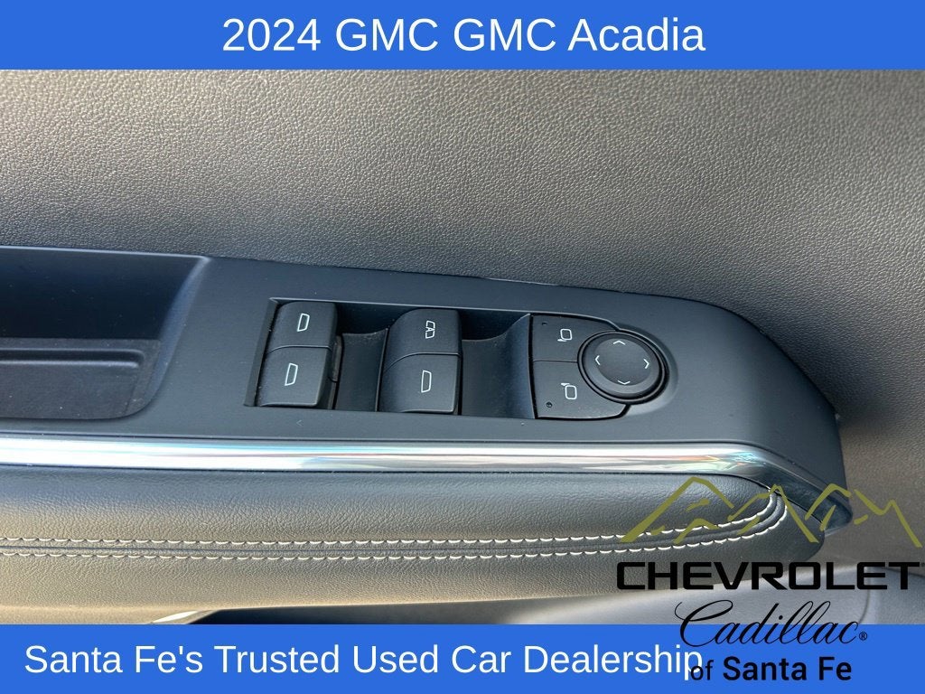 2024 GMC Acadia Elevation