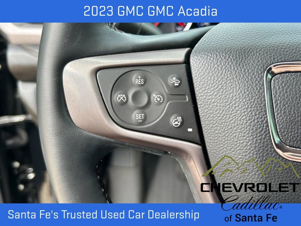 2023 GMC Acadia AT4