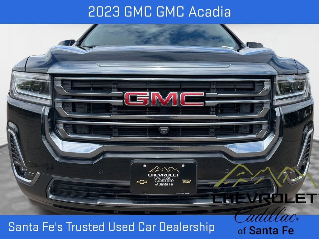 2023 GMC Acadia AT4