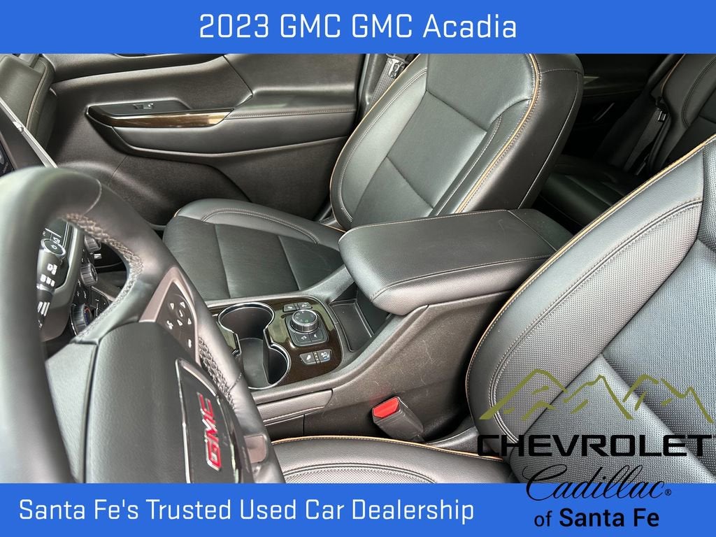 2023 GMC Acadia AT4