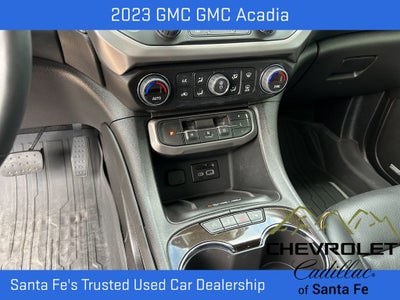 2023 GMC Acadia AT4