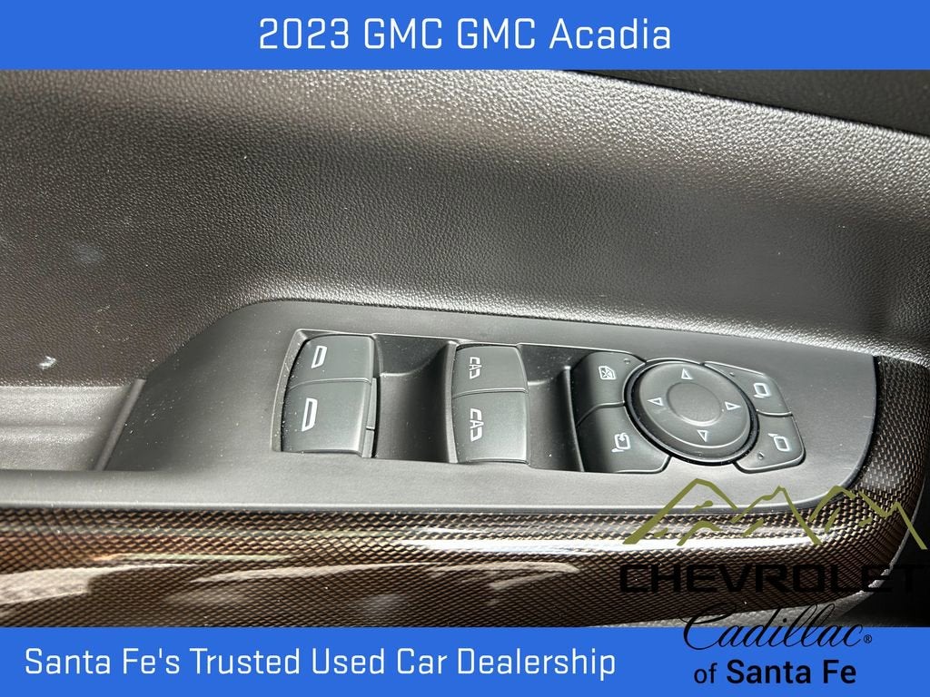 2023 GMC Acadia AT4