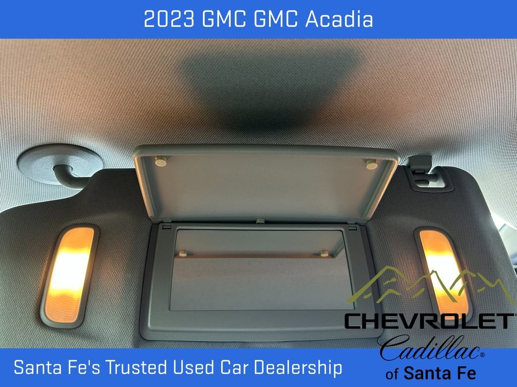 2023 GMC Acadia AT4