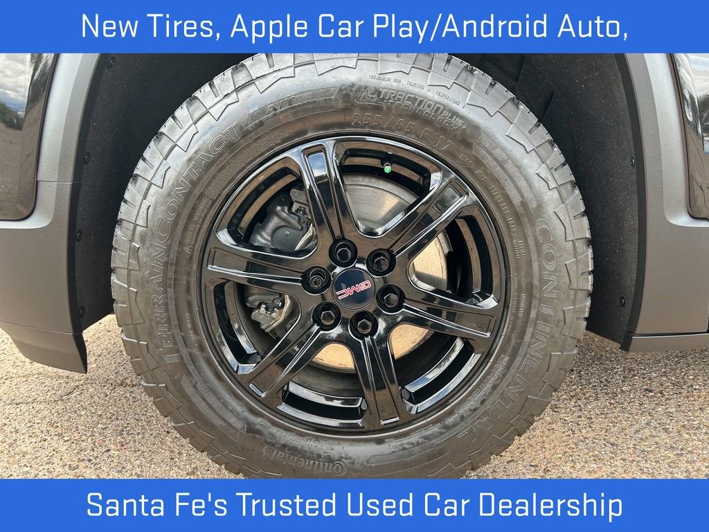 2023 GMC Acadia AT4