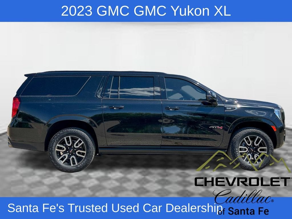 2023 GMC Yukon XL AT4