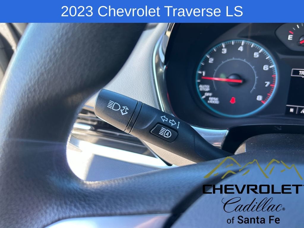 2023 Chevrolet Traverse LS