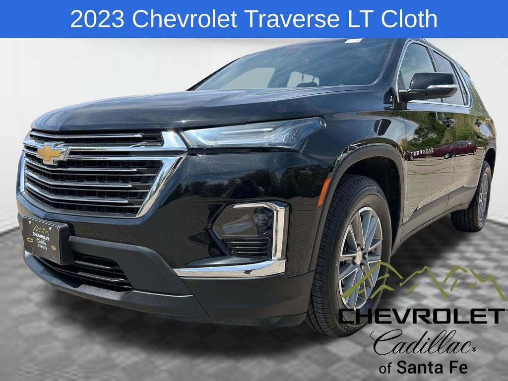 2023 Chevrolet Traverse LT Cloth
