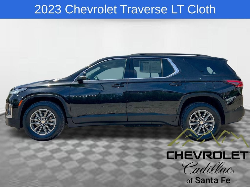 2023 Chevrolet Traverse LT Cloth