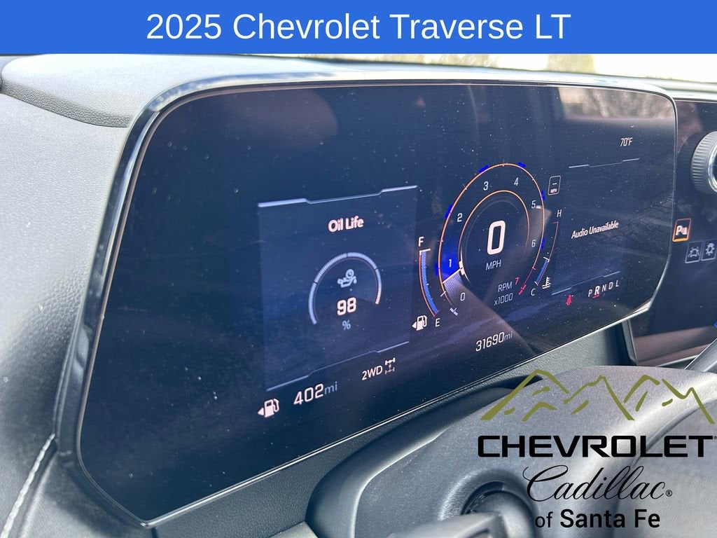 2025 Chevrolet Traverse LT