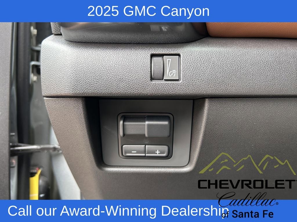 2025 GMC Canyon AT4