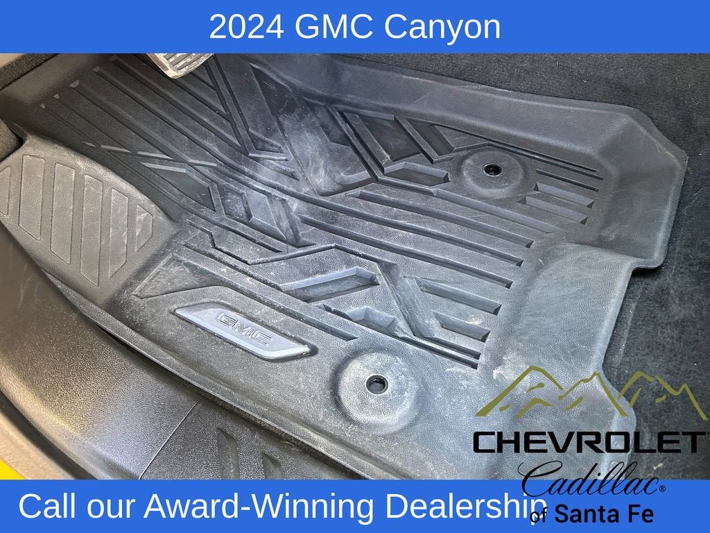 2024 GMC Canyon AT4