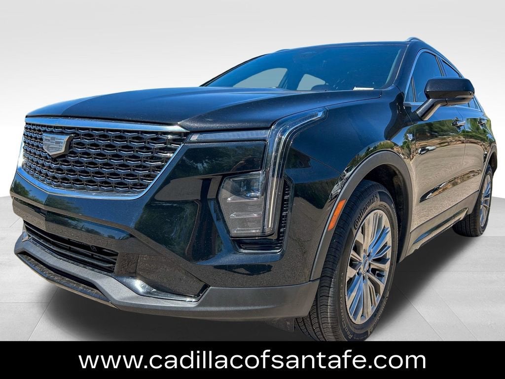2024 Cadillac XT4 Premium Luxury