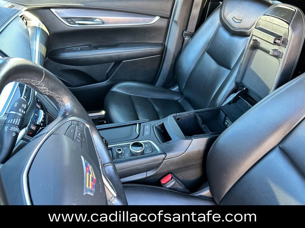 2021 Cadillac XT5 Luxury