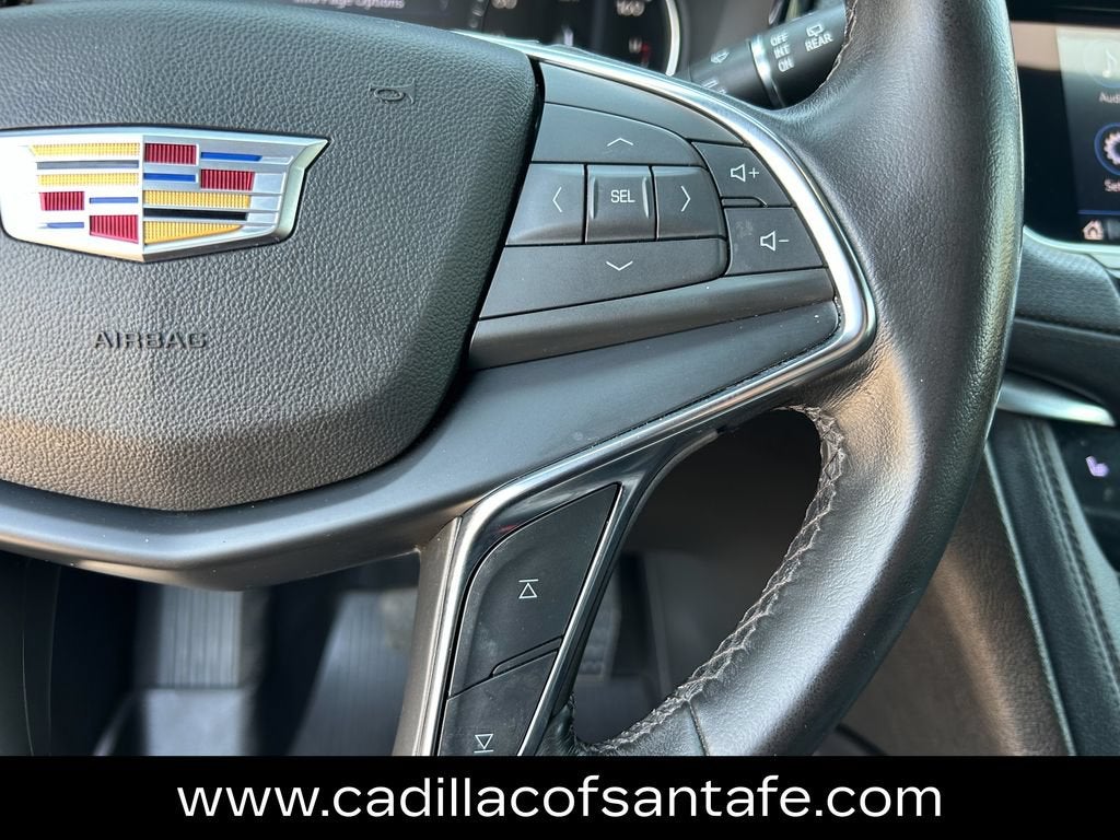 2022 Cadillac XT5 Luxury