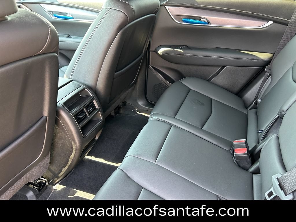 2026 Cadillac XT5 Luxury