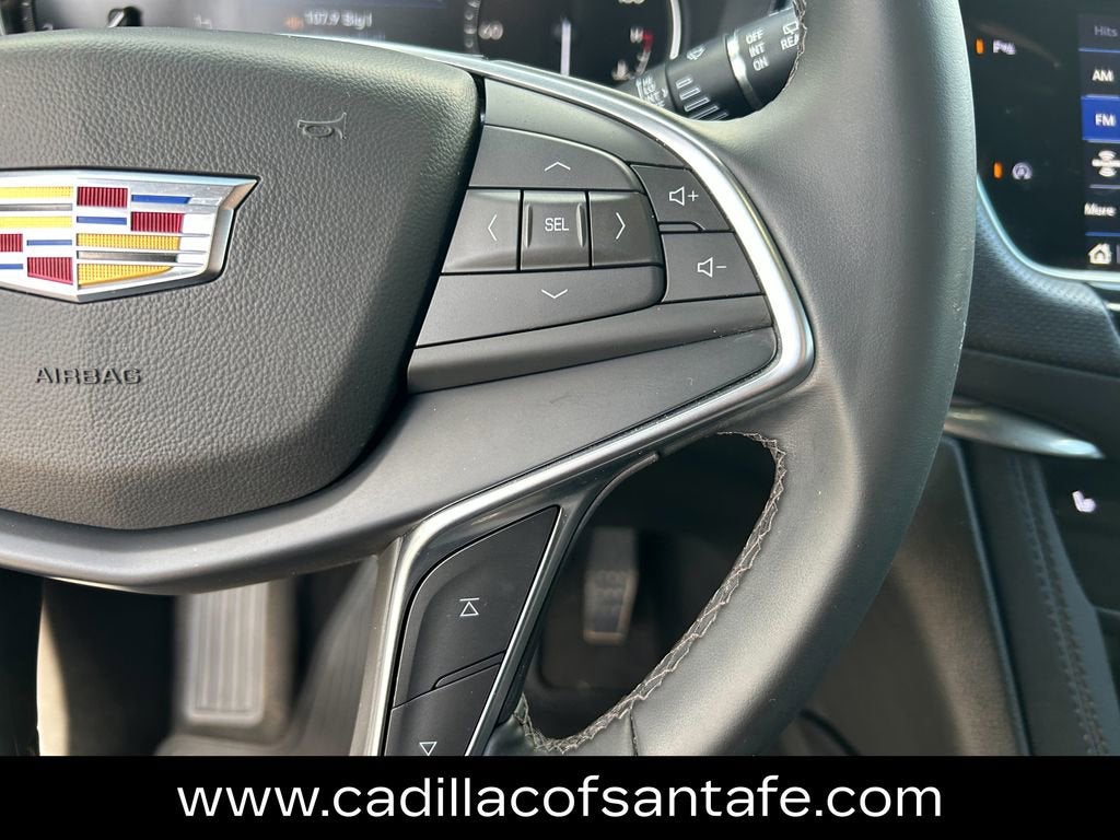 2024 Cadillac XT5 Luxury