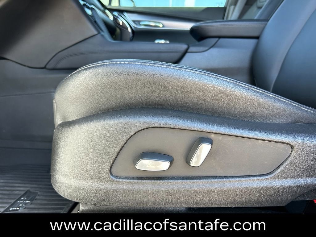2023 Cadillac XT6 Luxury