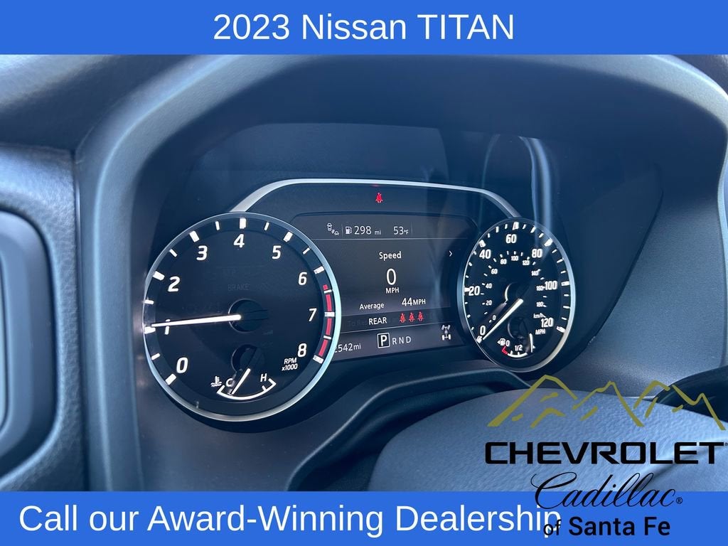 2023 Nissan Titan SV