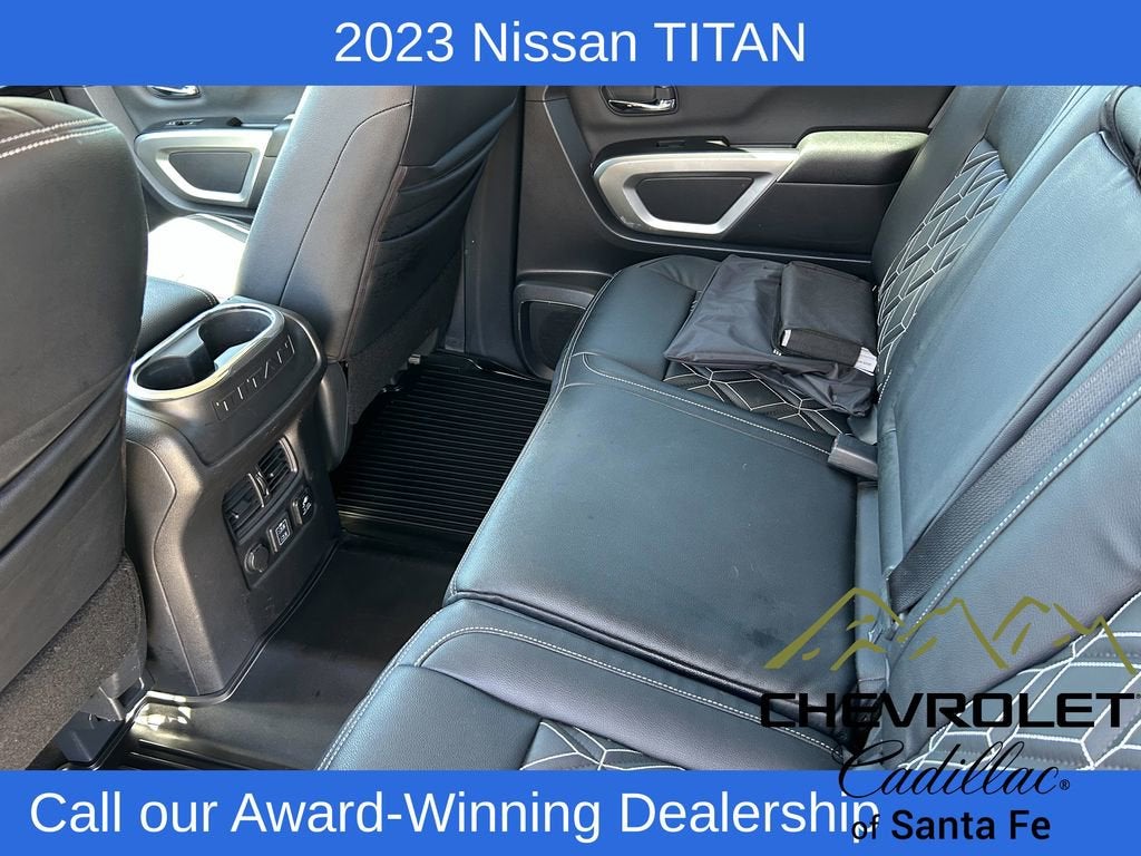 2023 Nissan Titan SV