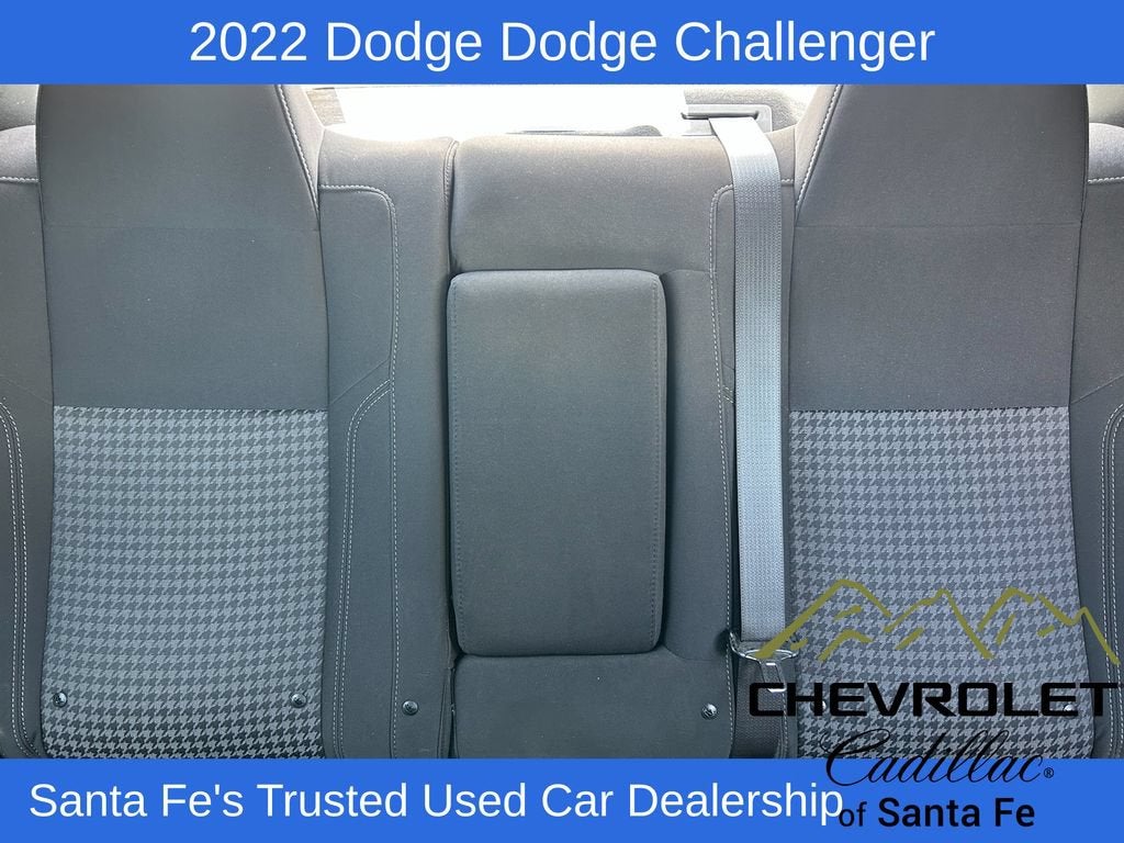 2022 Dodge Challenger SXT