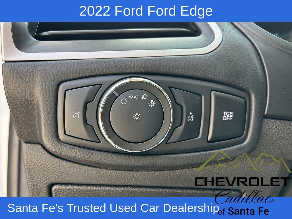 2022 Ford Edge SE