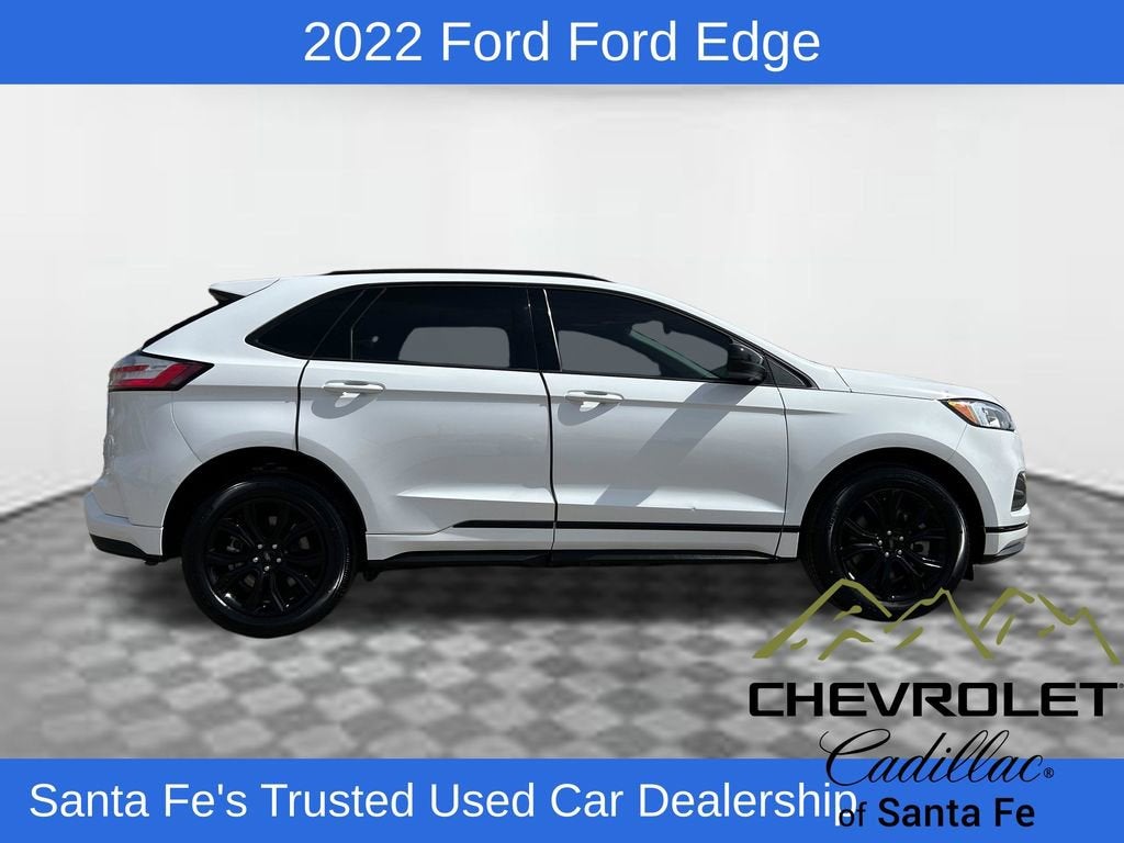 2022 Ford Edge SE