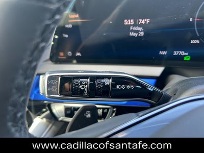 2025 Cadillac OPTIQ Luxury 2