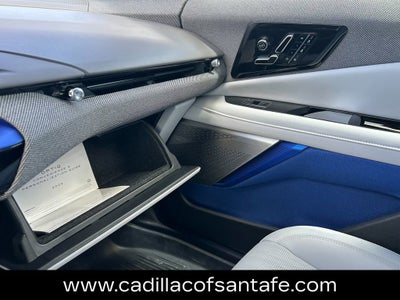 2025 Cadillac OPTIQ Luxury 2