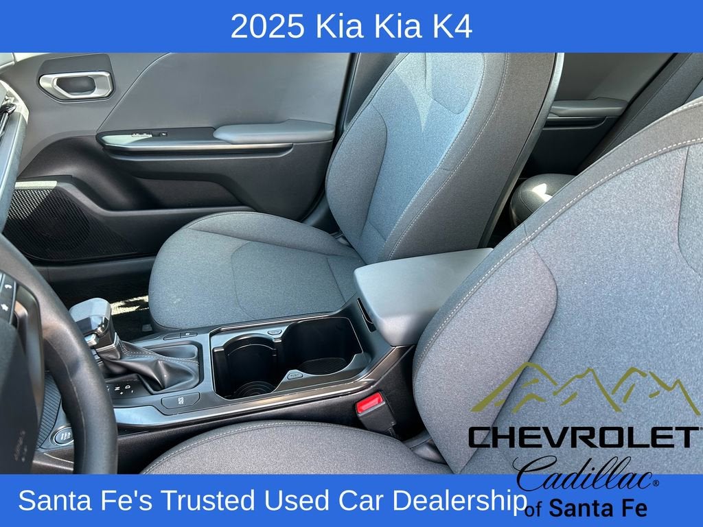 2025 Kia K4 LXS