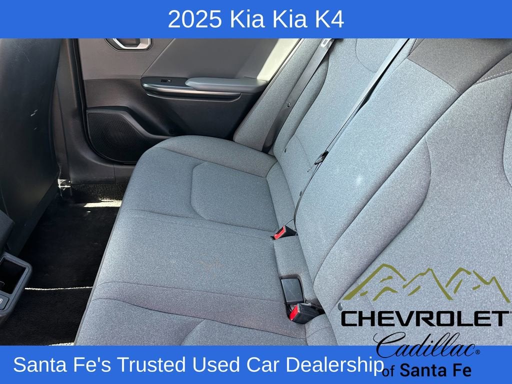 2025 Kia K4 LXS