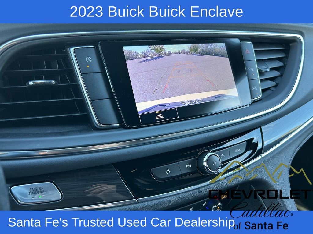 2023 Buick Enclave Essence