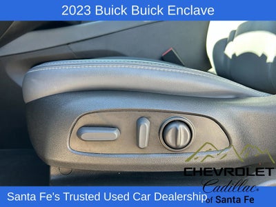 2023 Buick Enclave Essence