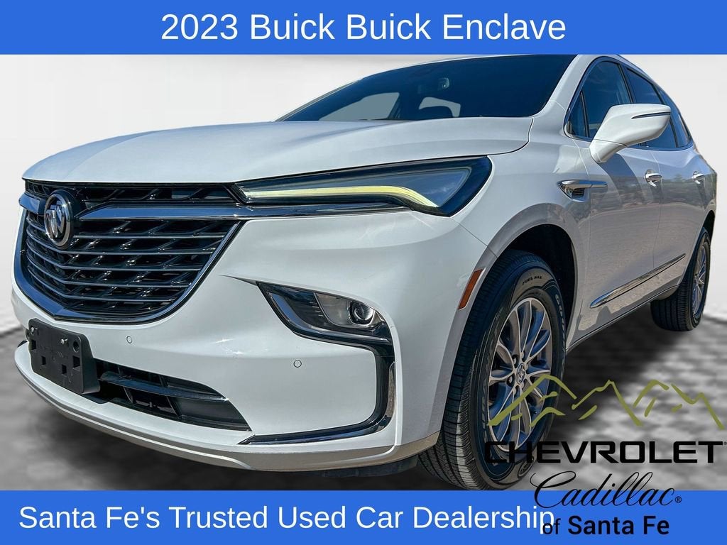 2023 Buick Enclave Essence