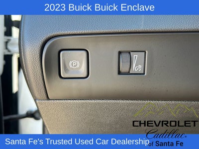 2023 Buick Enclave Essence