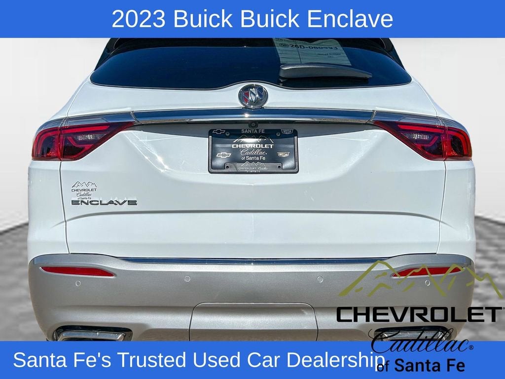 2023 Buick Enclave Essence