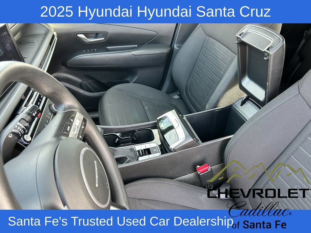 2025 Hyundai Santa Cruz SE