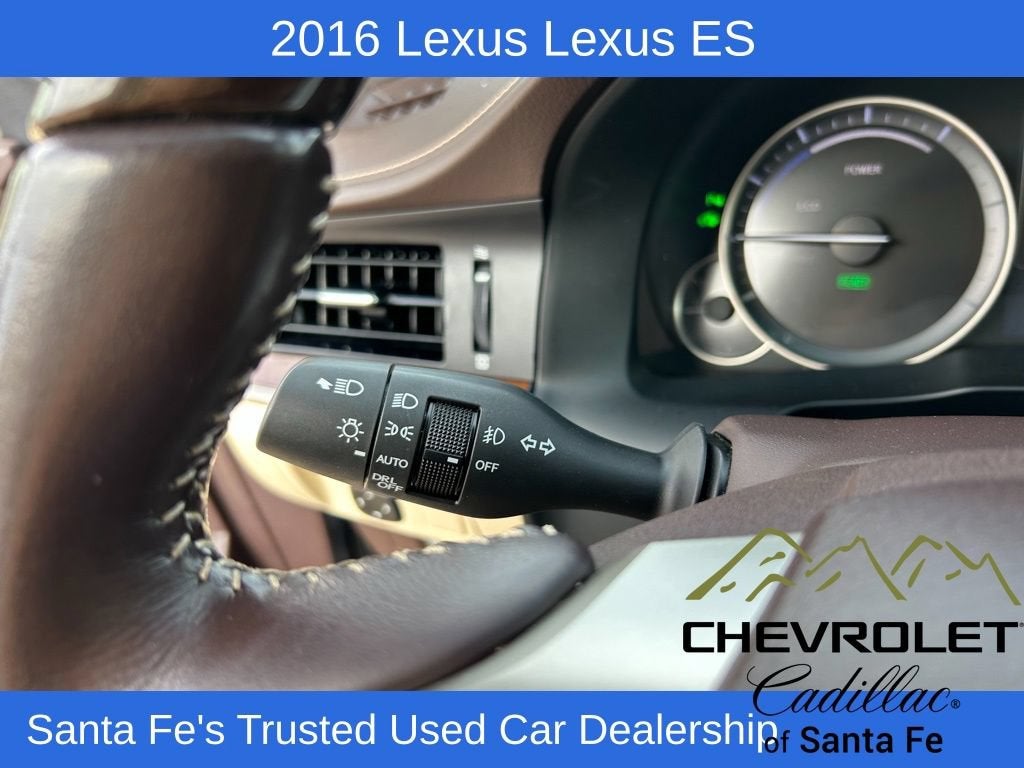2016 Lexus ES 300h Hybrid