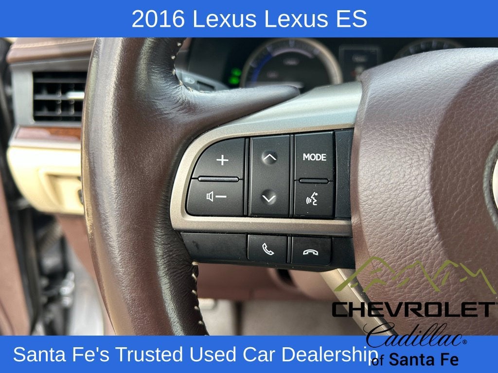 2016 Lexus ES 300h Hybrid