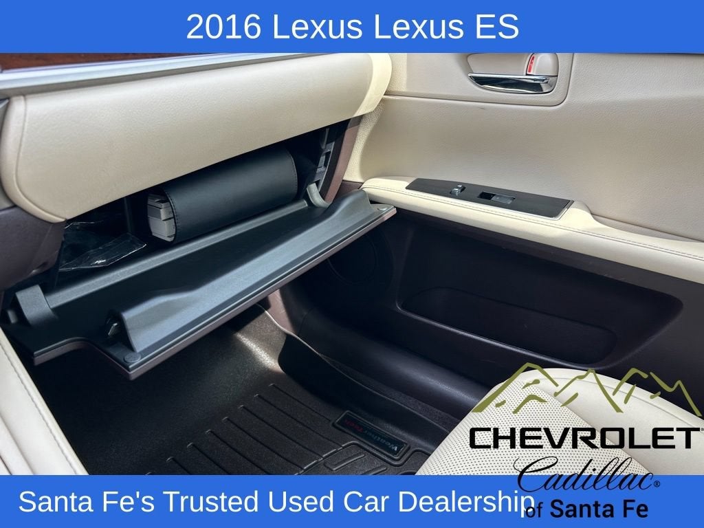 2016 Lexus ES 300h Hybrid