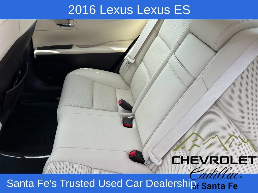 2016 Lexus ES 300h Hybrid