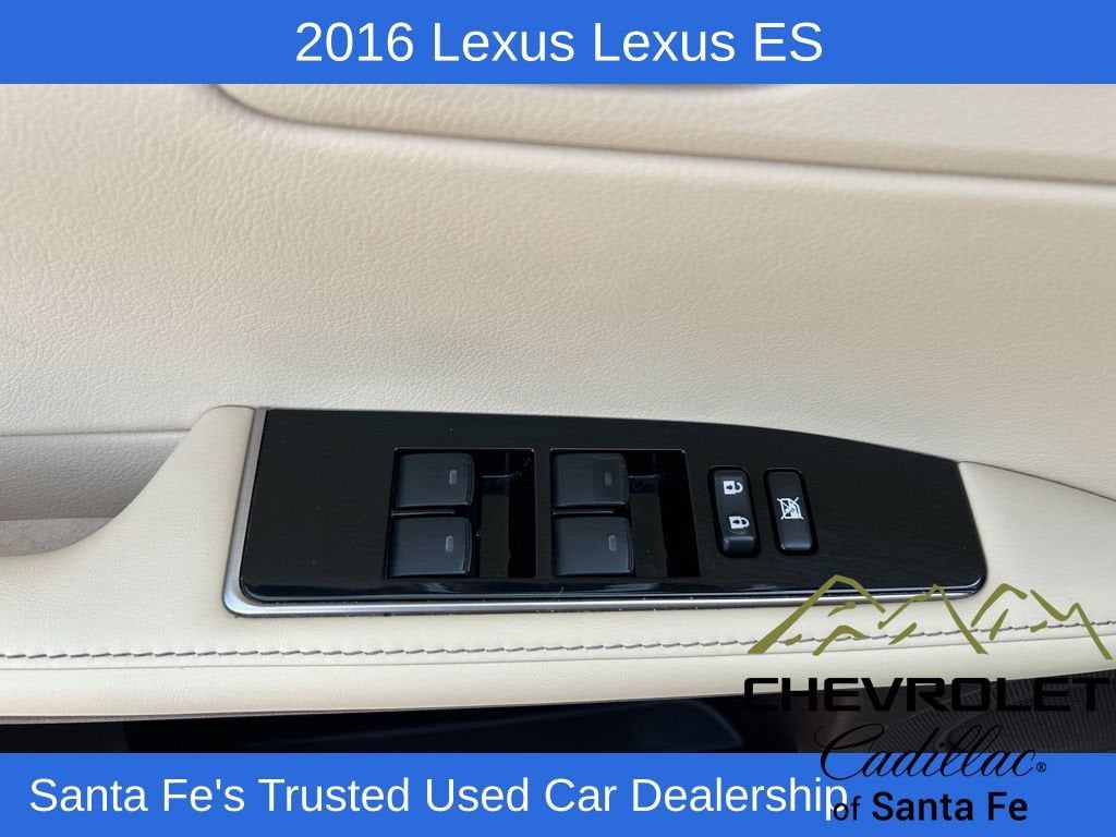 2016 Lexus ES 300h Hybrid